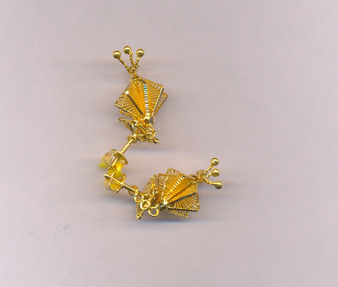 GOLD HANGING PLAIN GENERAL