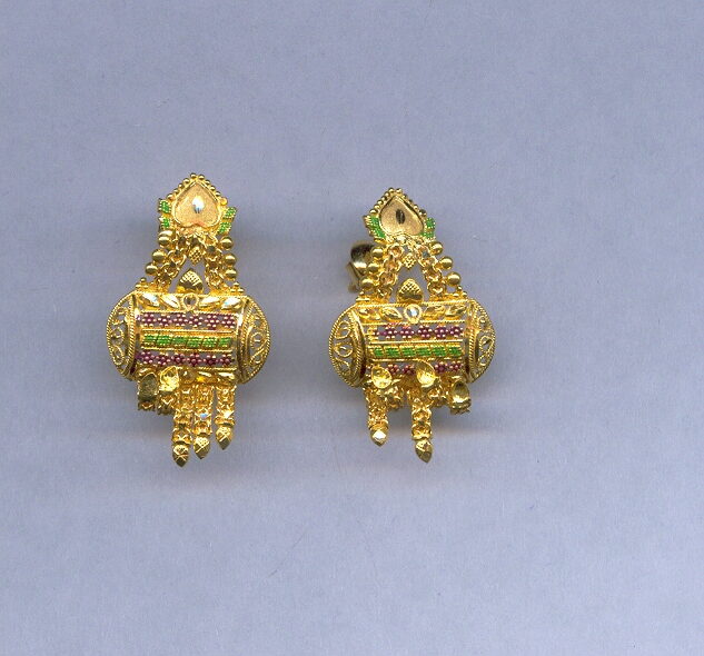GOLD HANGING PLAIN GENERAL