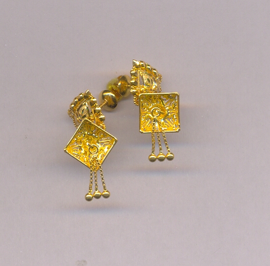 GOLD HANGING PLAIN GENERAL
