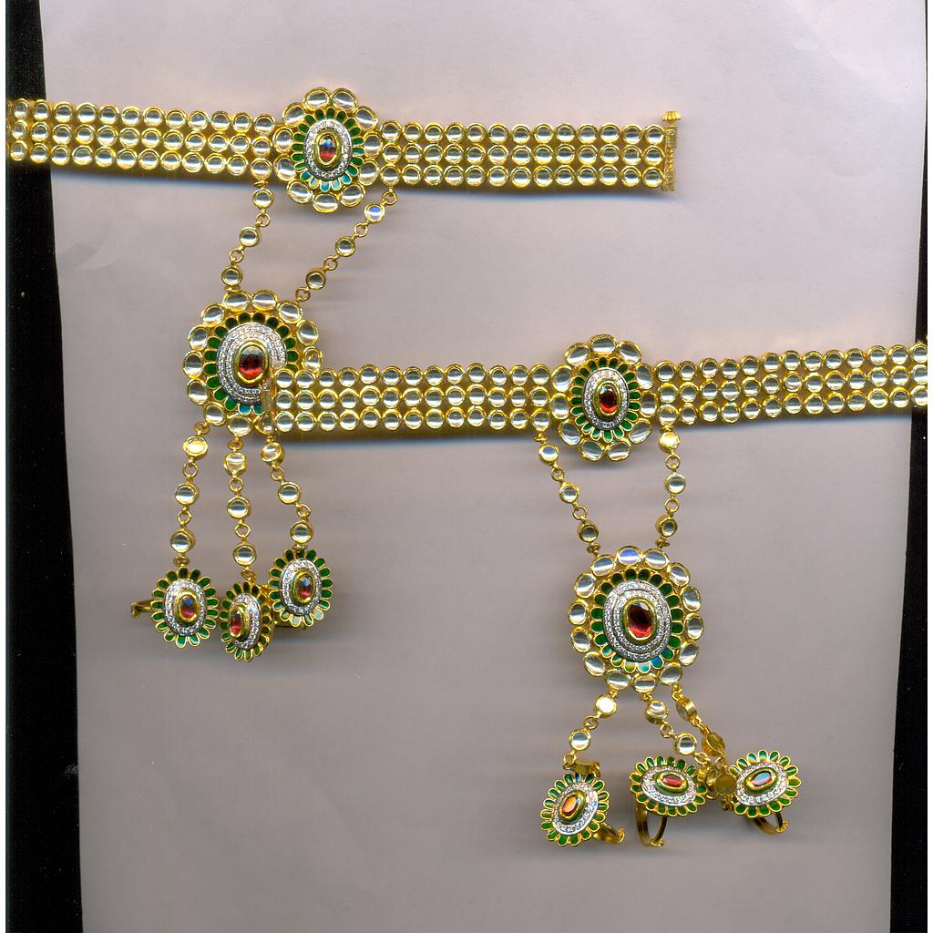 GOLD HATHFUL