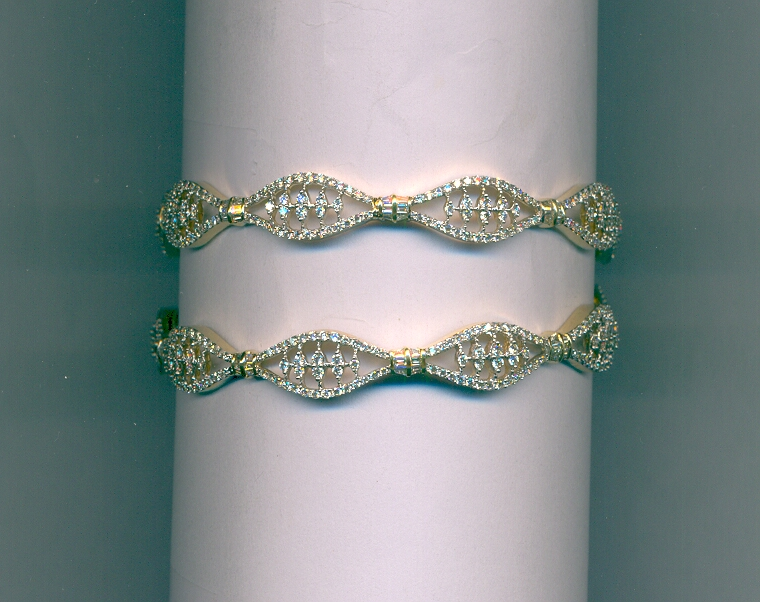 DIAMOND BANGLE