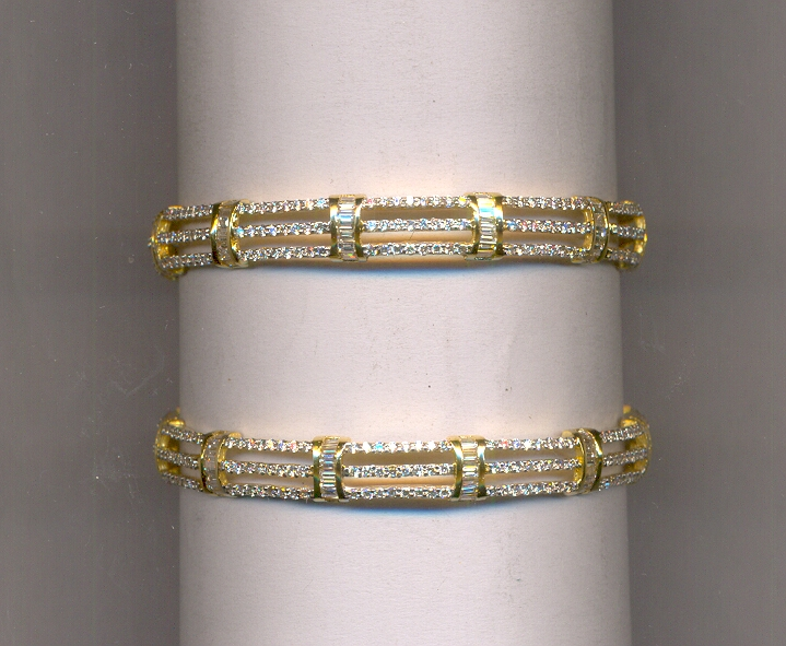 DIAMOND BANGLE