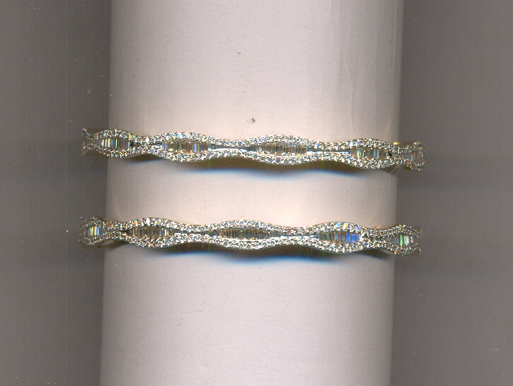 DIAMOND BANGLE