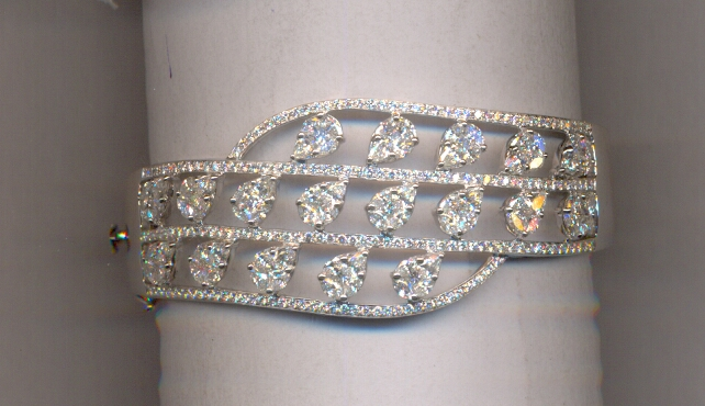 DIAMOND BRACELET LADIES