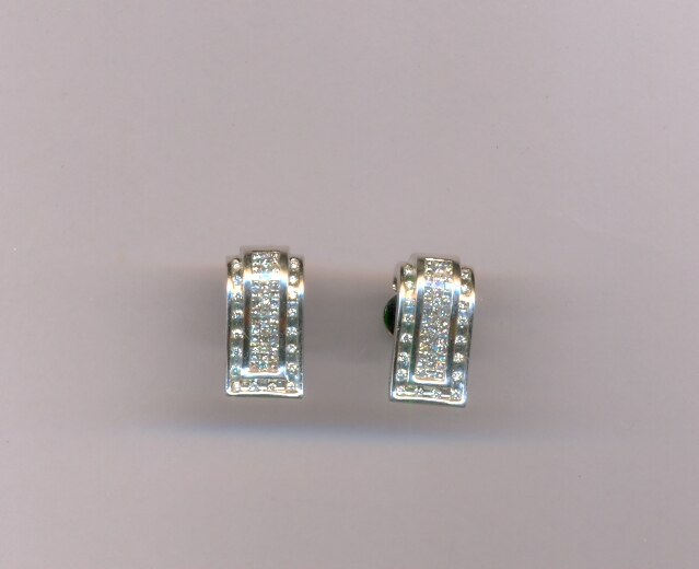 DIAMOND EARRING