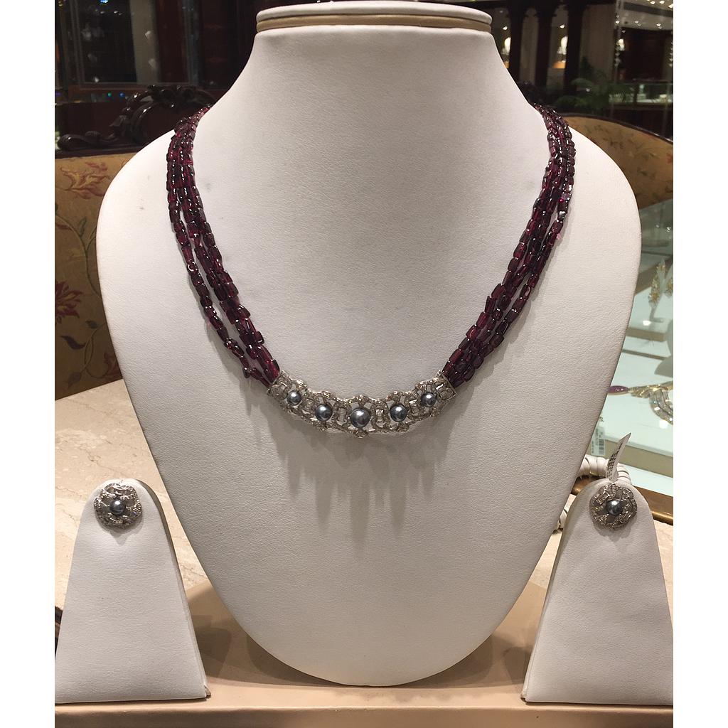 DIAMOND SET PENDENT