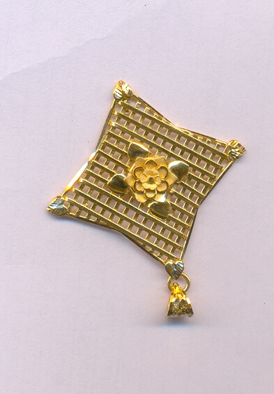 GOLD PENDENT