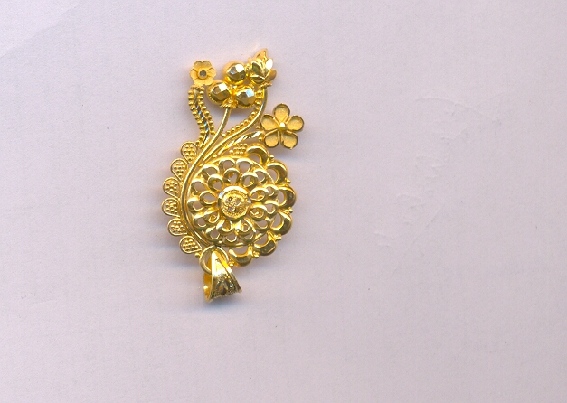 GOLD PENDENT