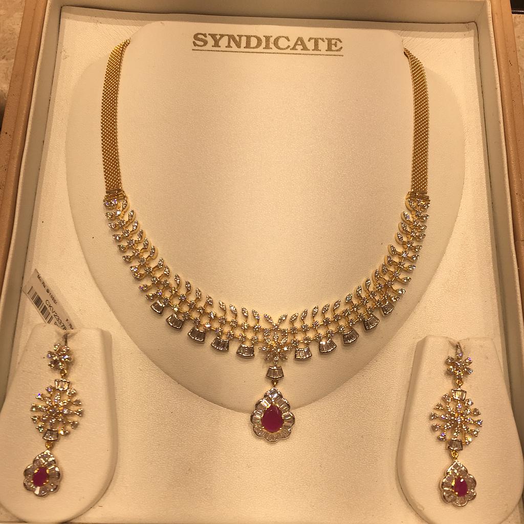 DIAMOND SET