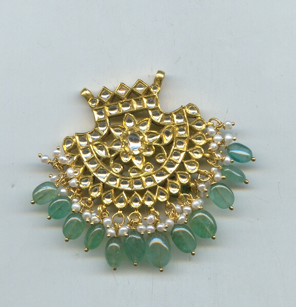 GOLD PENDENT KUNDAN EXCLUSIVE