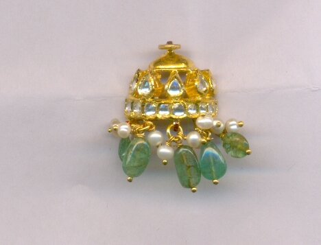 GOLD PENDENT KUNDAN EXCLUSIVE