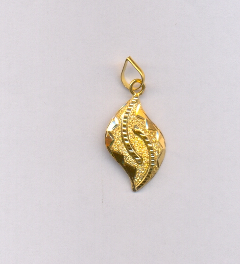 GOLD PENDENT PLAIN EXCLUSIVE