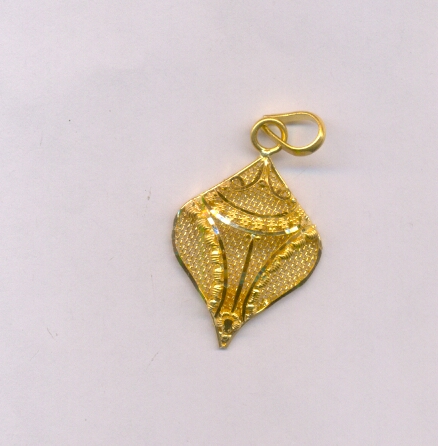 GOLD PENDENT PLAIN EXCLUSIVE