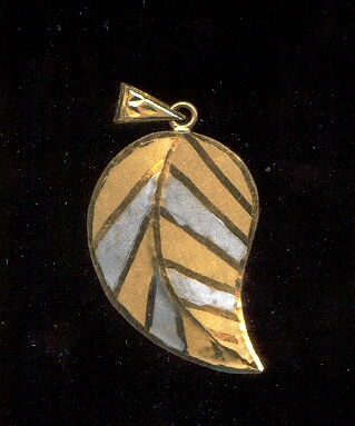 GOLD PENDENT PLAIN GENERAL