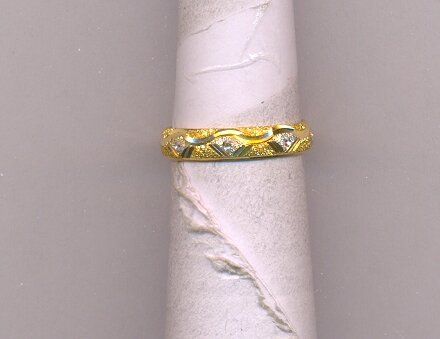 GOLD RING