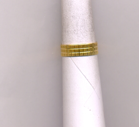 GOLD RING