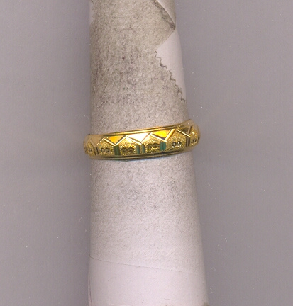 GOLD RING