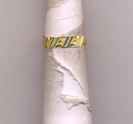 GOLD RING