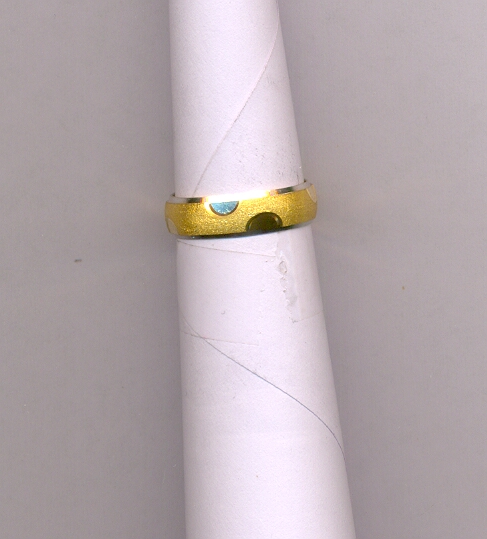 GOLD RING