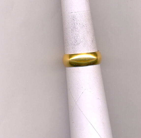 GOLD RING