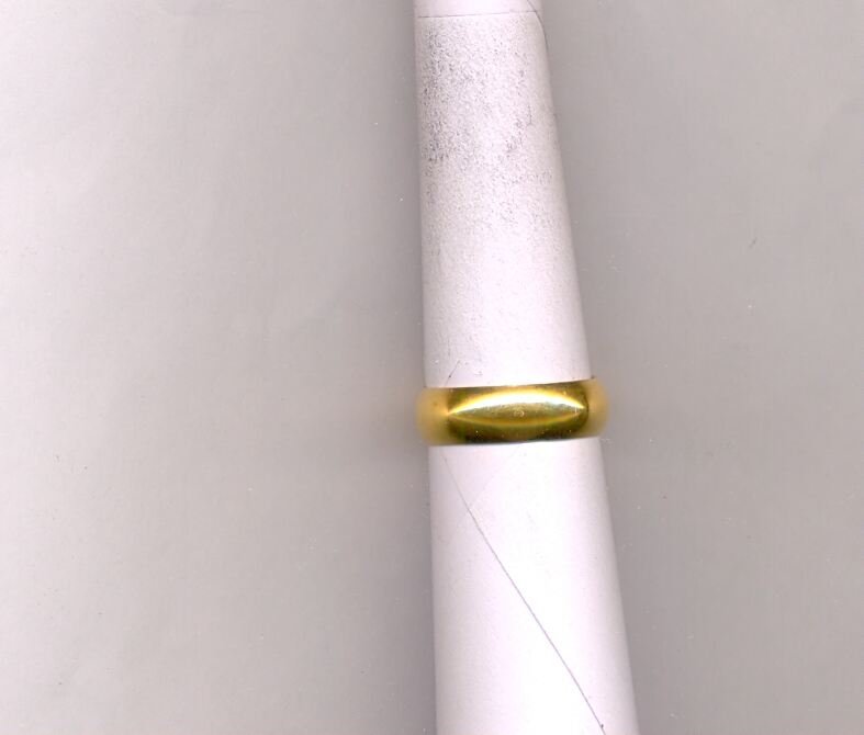 GOLD RING