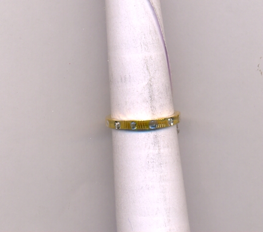 GOLD RING