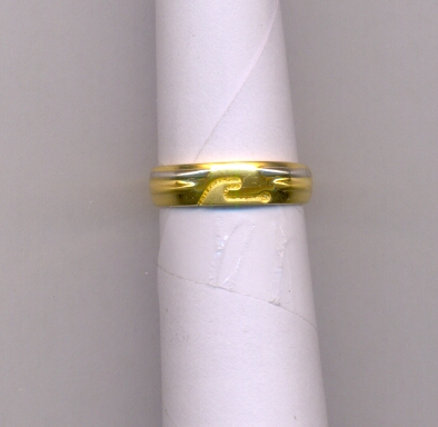 GOLD RING