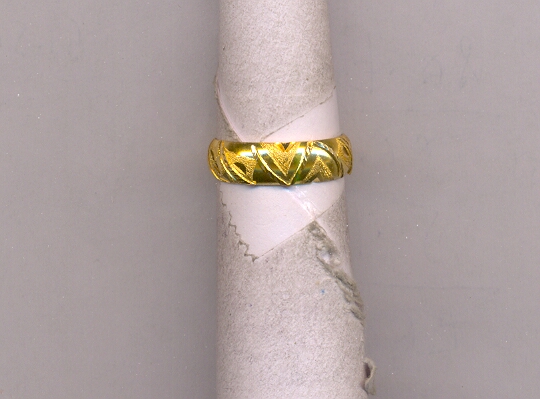 GOLD RING