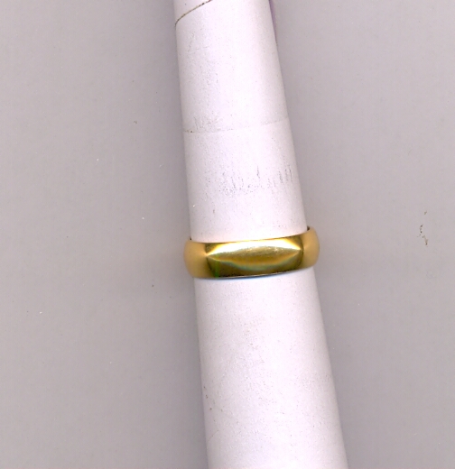 GOLD RING