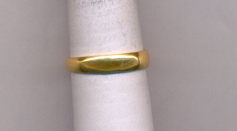 GOLD RING