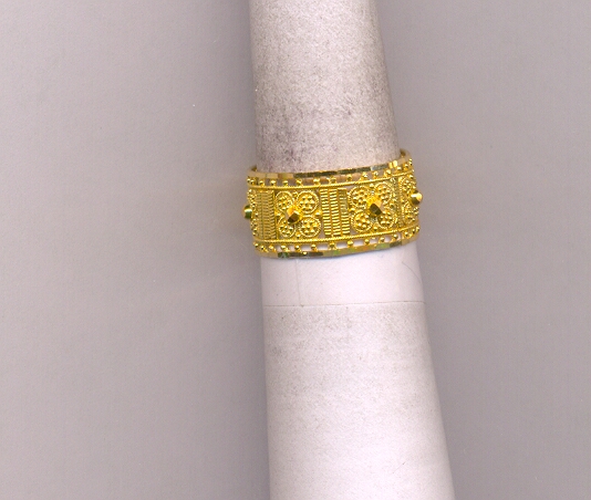 GOLD RING