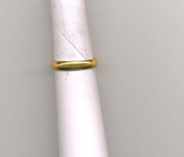 GOLD RING