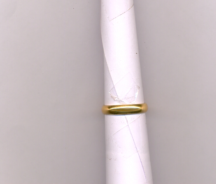 GOLD RING