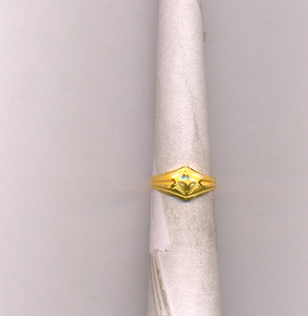 GOLD RING