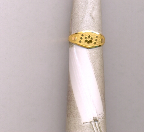 GOLD RING BABY FANCY