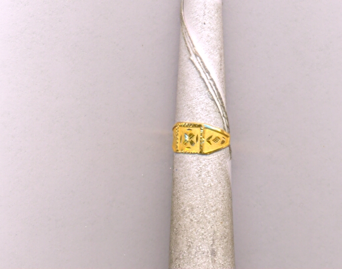 GOLD RING BABY FANCY