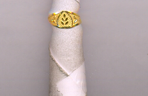 GOLD RING BABY FANCY