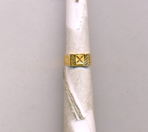 GOLD RING BABY FANCY