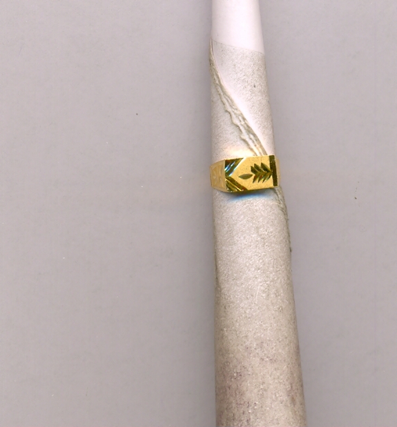 GOLD RING BABY FANCY