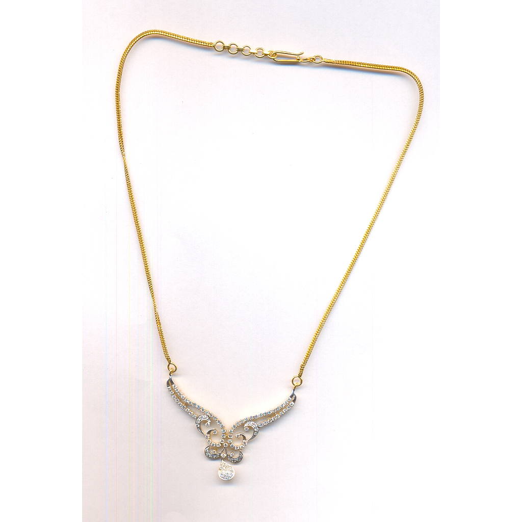 DIAMOND PENDENT