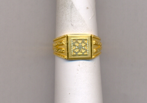GOLD RING GENTS CASTING EXCLUSIVE