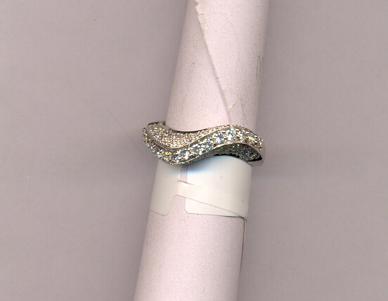 DIAMOND RING LADIES
