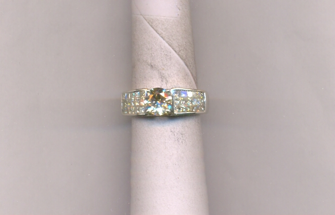 DIAMOND RING LADIES
