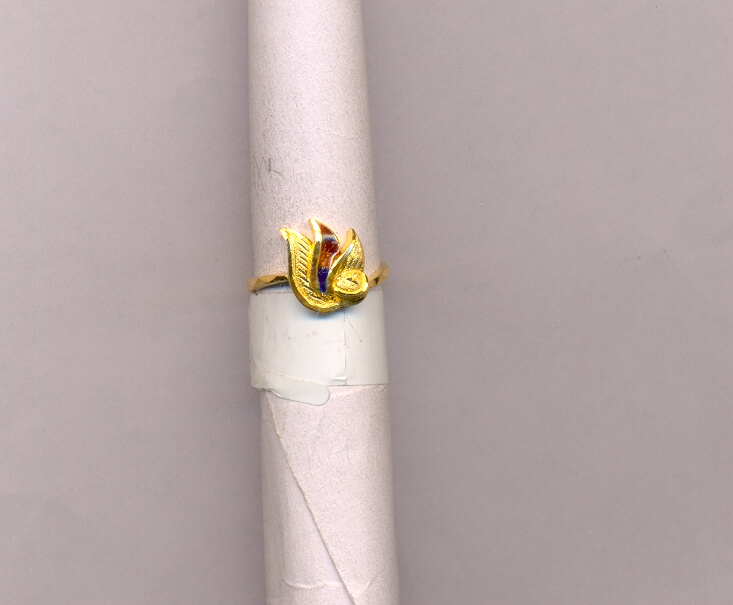 GOLD RING LADIES CASTING