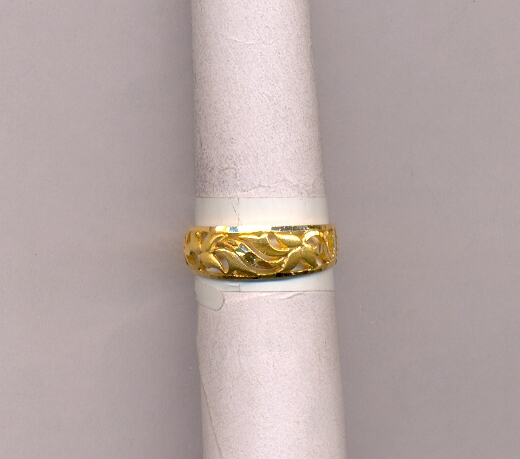 GOLD RING LADIES CASTING