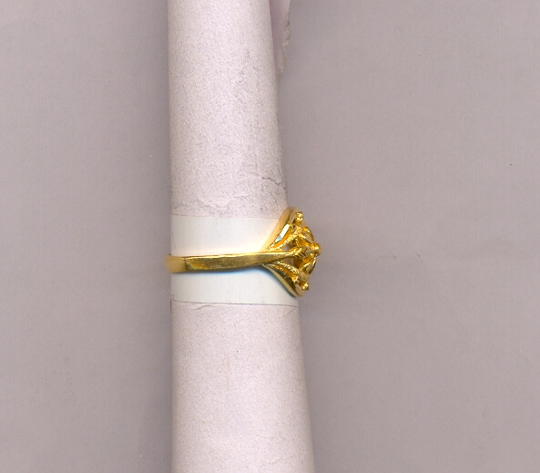 GOLD RING LADIES CASTING