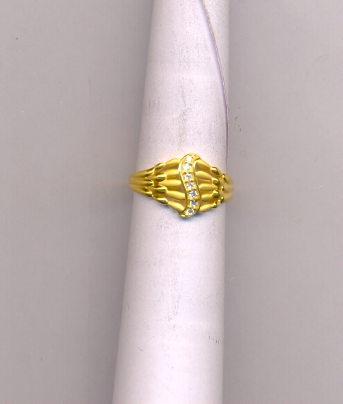 GOLD RING LADIES CASTING EXCLUSIVE