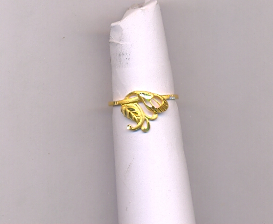 GOLD RING LADIES CASTING EXCLUSIVE