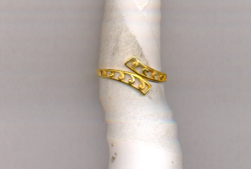 GOLD RING LADIES CASTING EXCLUSIVE