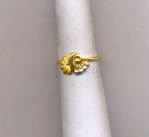 GOLD RING LADIES CASTING EXCLUSIVE